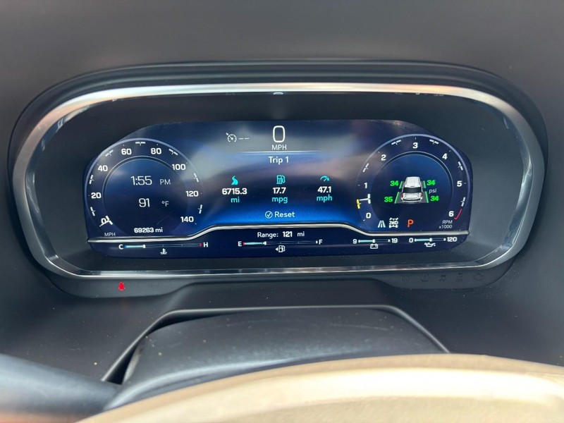 Chevrolet Tahoe Vehicle Image 18