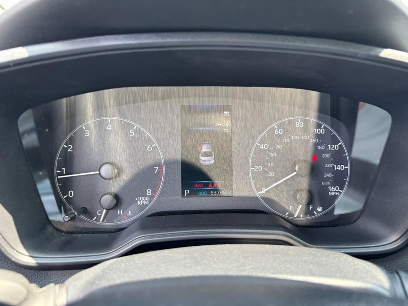 Toyota Corolla Vehicle Image 16