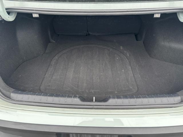 Kia K4 Vehicle Image 06