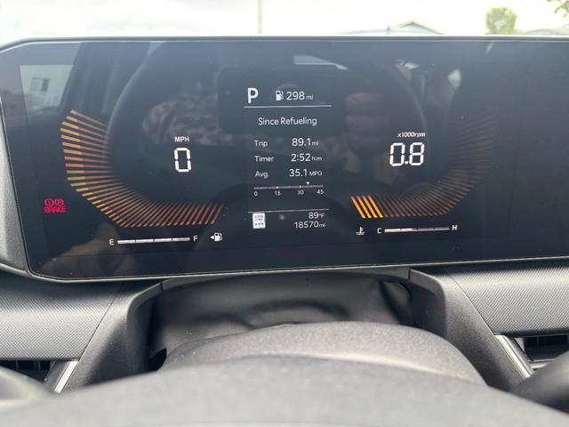 Kia K4 Vehicle Image 18