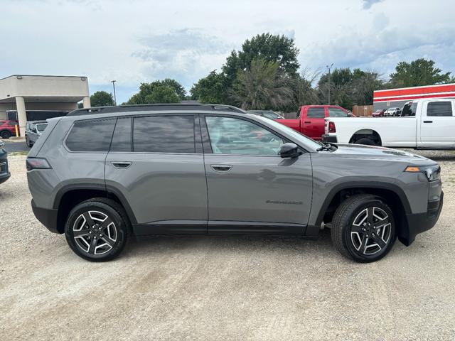 Jeep Cherokee Vehicle Image 02