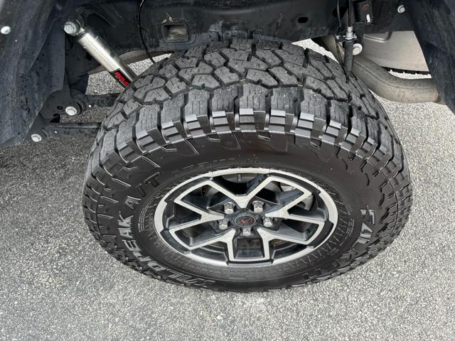 Jeep Gladiator Vehicle Image 06
