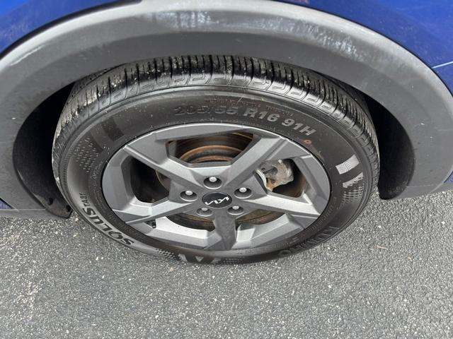 Kia K4 Vehicle Image 07