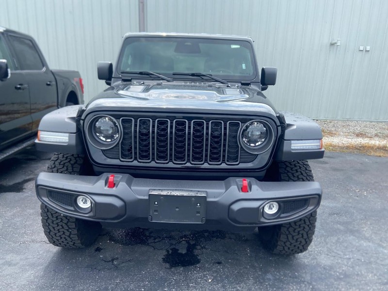 Jeep Wrangler Vehicle Image 02