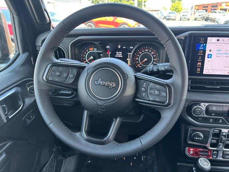 Jeep Wrangler Vehicle Image 14