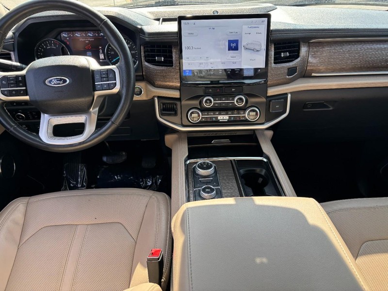 Ford Expedition Max Vehicle Image 13