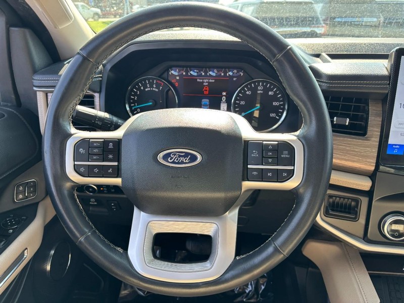 Ford Expedition Max Vehicle Image 14