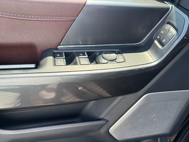 Ford F-150 Vehicle Image 09