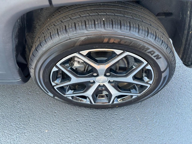 Jeep Compass Vehicle Image 07