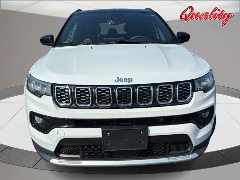 Jeep Compass Vehicle Image 10
