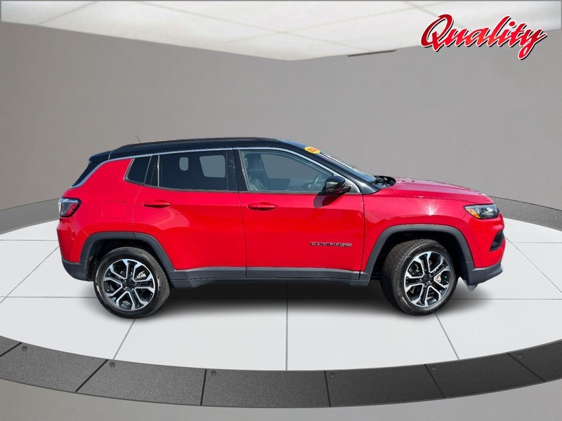 Jeep Compass Vehicle Image 02
