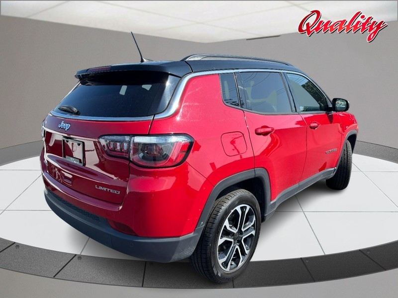 Jeep Compass Vehicle Image 03