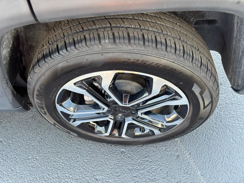 Jeep Compass Vehicle Image 07