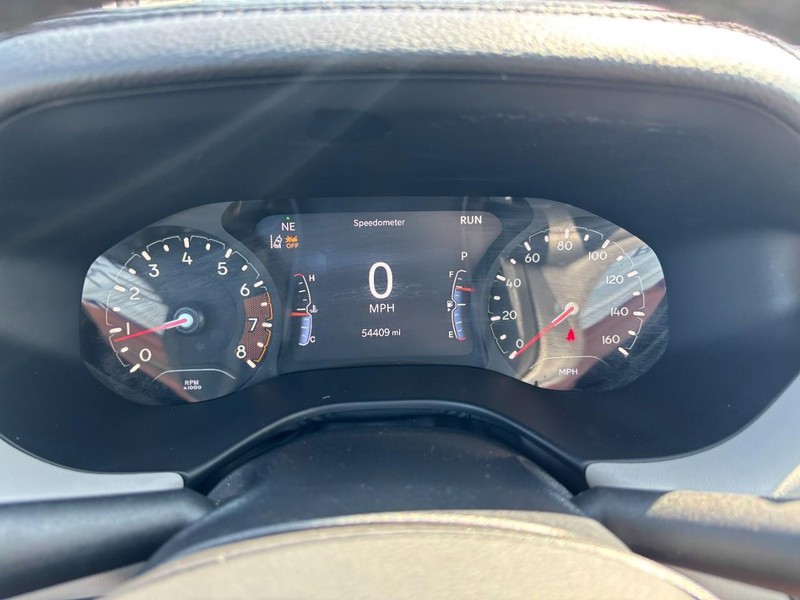 Jeep Compass Vehicle Image 18