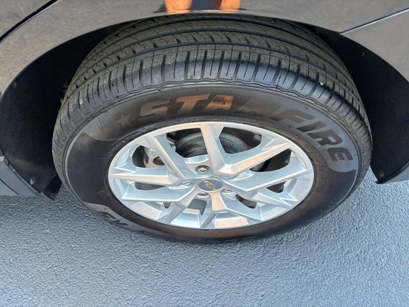 Chevrolet Equinox Vehicle Image 07
