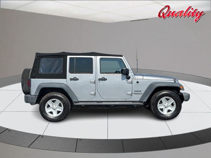 Jeep Wrangler Unlimited Vehicle Image 02