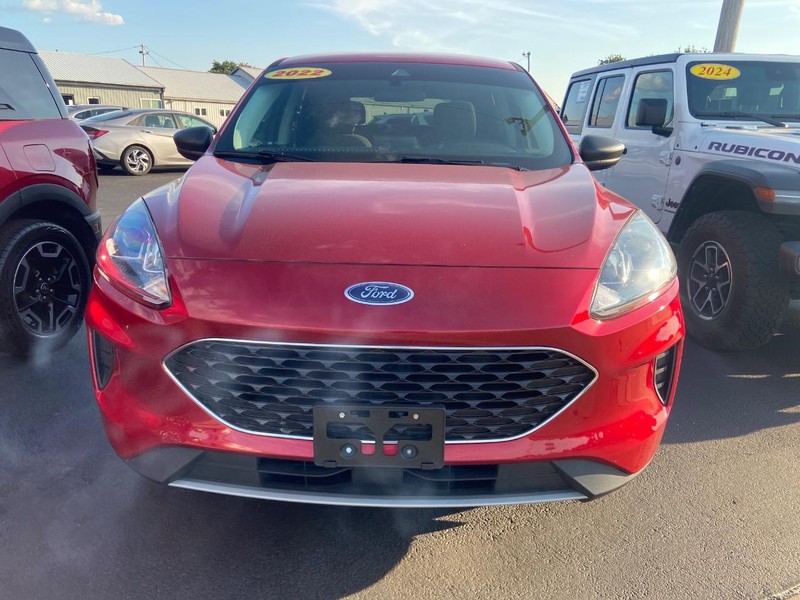 Ford Escape Vehicle Image 02