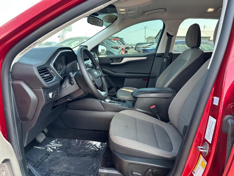 Ford Escape Vehicle Image 09
