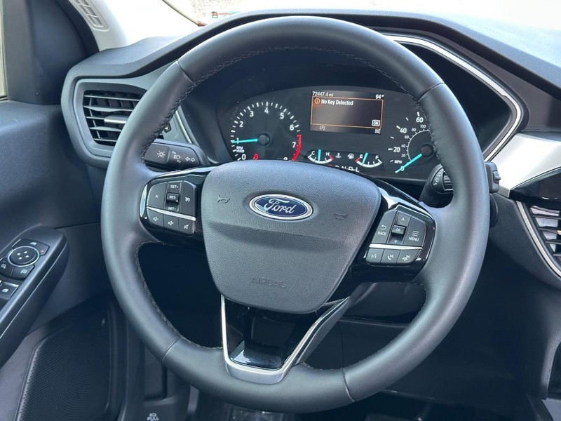 Ford Escape Vehicle Image 14