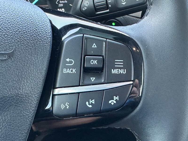 Ford Escape Vehicle Image 16