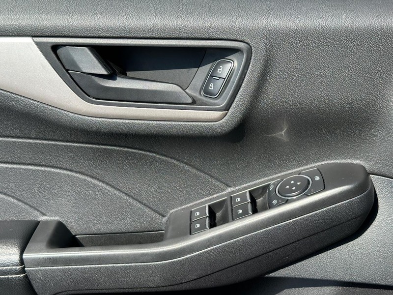 Ford Escape Vehicle Image 25