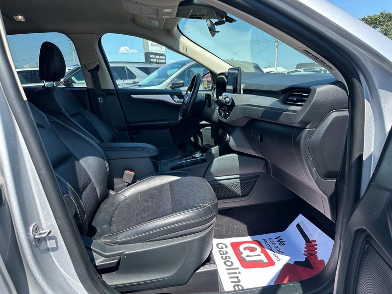 Ford Escape Vehicle Image 09