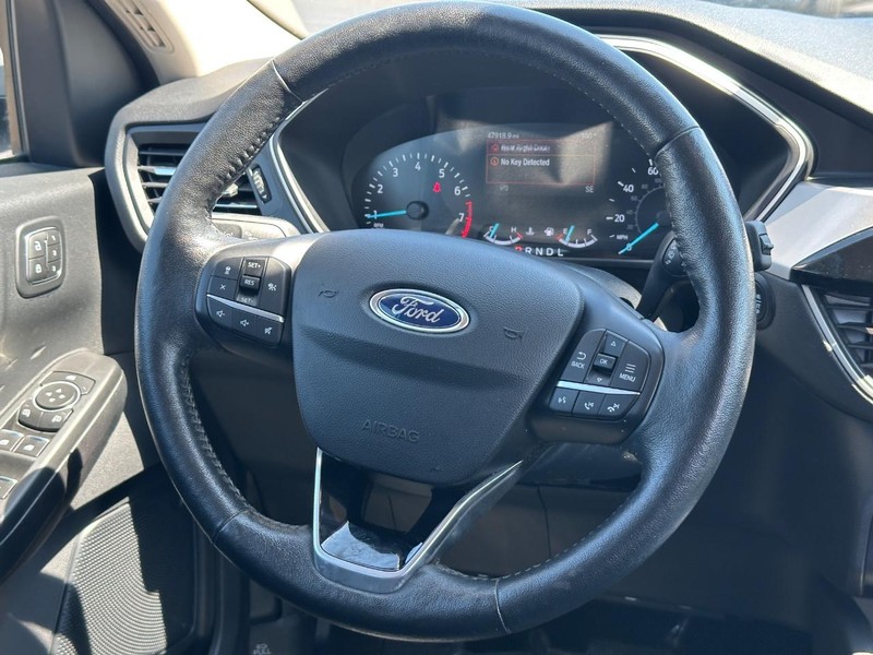 Ford Escape Vehicle Image 13