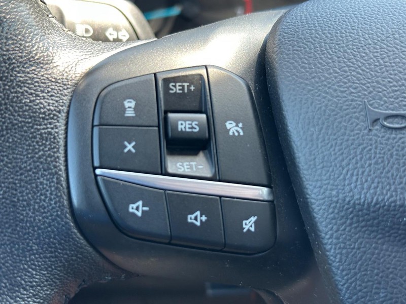 Ford Escape Vehicle Image 14