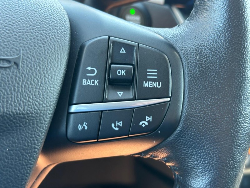 Ford Escape Vehicle Image 15