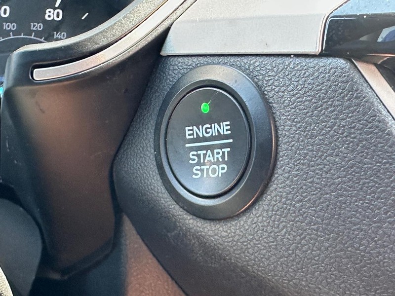 Ford Escape Vehicle Image 16