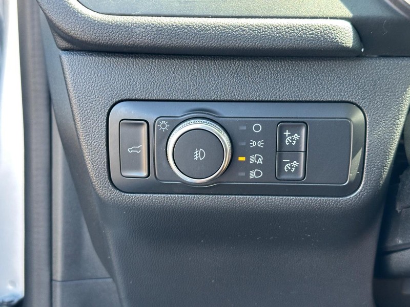 Ford Escape Vehicle Image 23