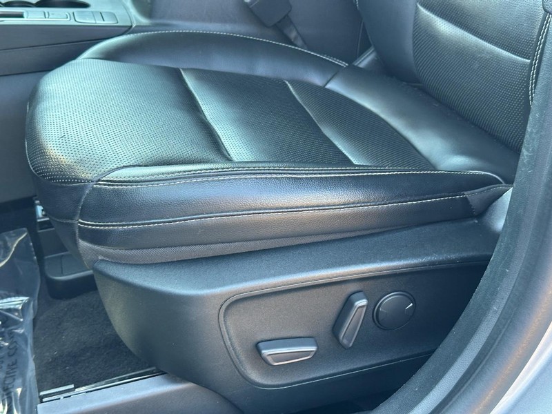 Ford Escape Vehicle Image 25