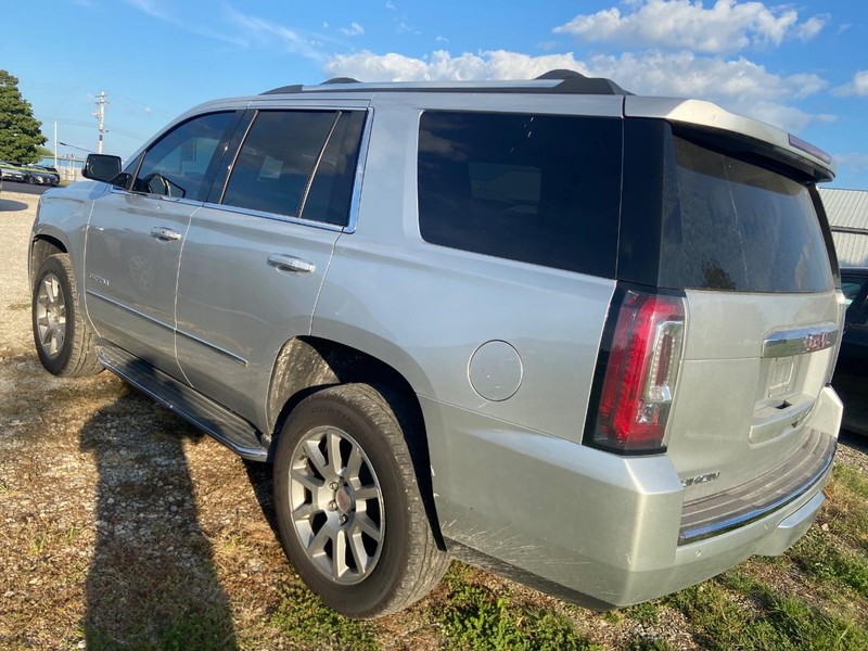 GMC Yukon Vehicle Image 04