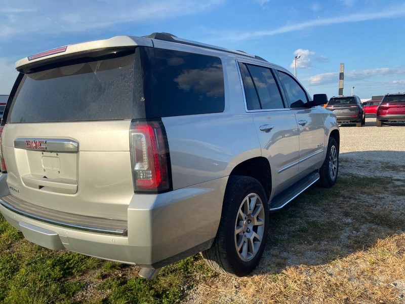 GMC Yukon Vehicle Image 05