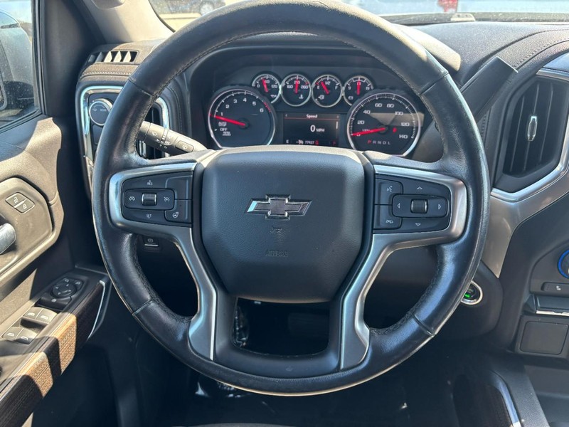 Chevrolet Silverado 1500 Vehicle Image 14