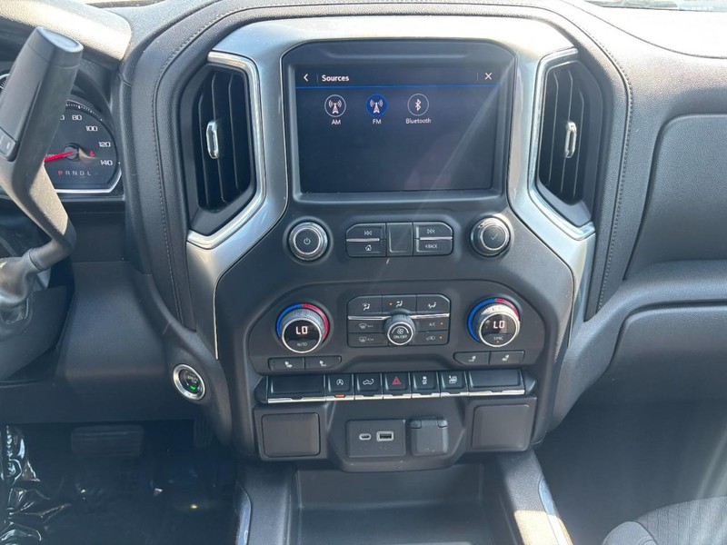 Chevrolet Silverado 1500 Vehicle Image 15