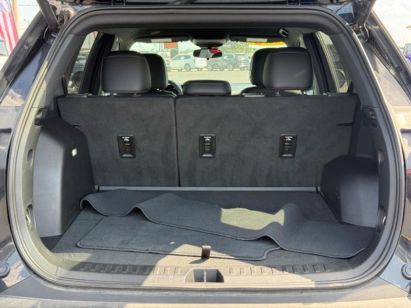 Chevrolet Equinox Vehicle Image 06