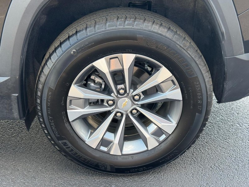 Chevrolet Equinox Vehicle Image 07