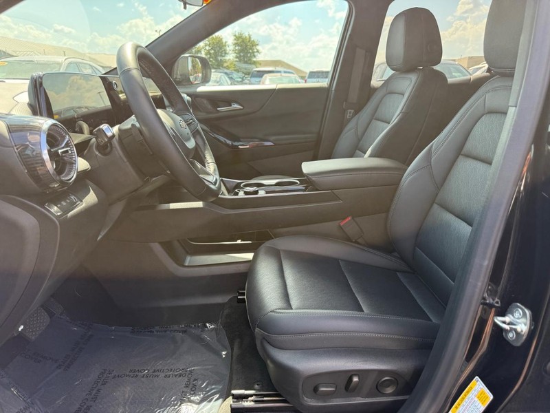 Chevrolet Equinox Vehicle Image 08