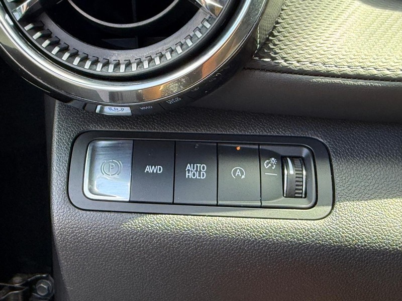 Chevrolet Equinox Vehicle Image 22