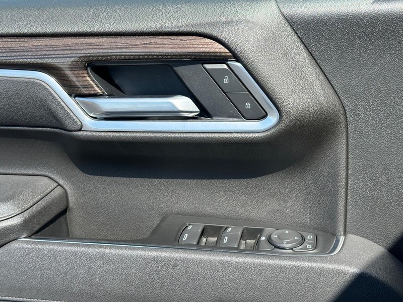 Chevrolet Silverado 1500 Vehicle Image 22