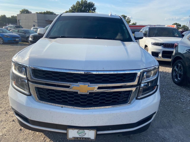 Chevrolet Tahoe Vehicle Full-screen Gallery Image 02