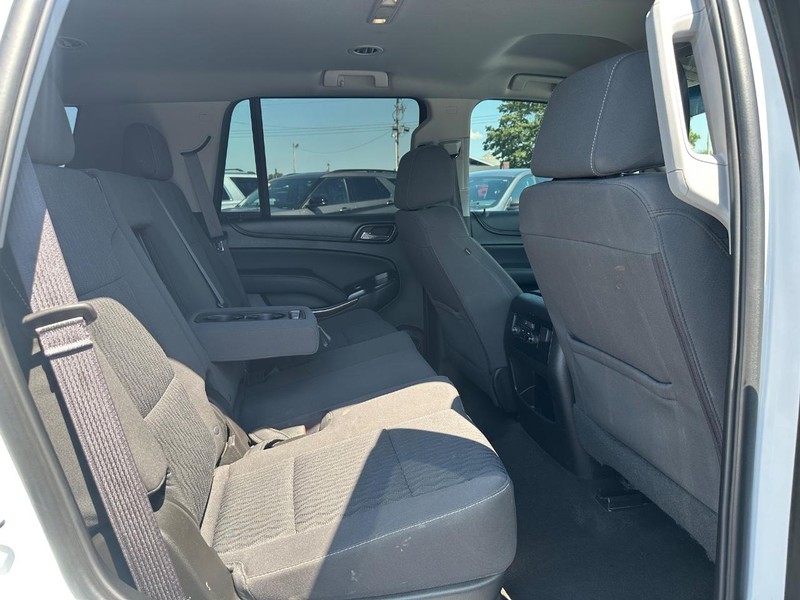 Chevrolet Tahoe Vehicle Image 11