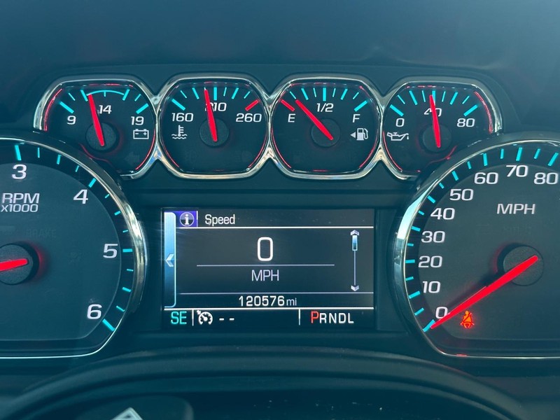 Chevrolet Tahoe Vehicle Image 22