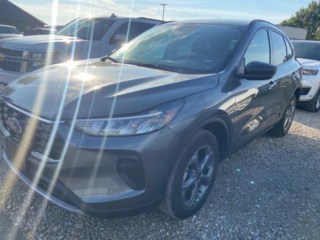 Ford Escape Vehicle Image 03