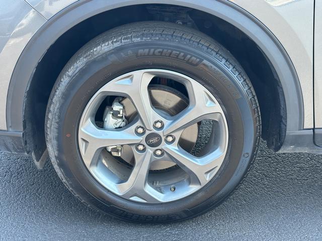 Ford Escape Vehicle Image 07