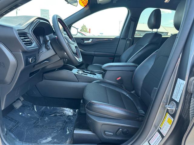 Ford Escape Vehicle Image 08