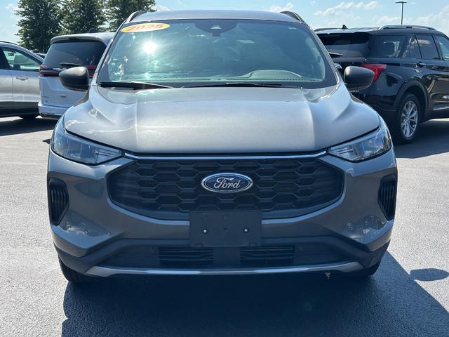 Ford Escape Vehicle Image 10
