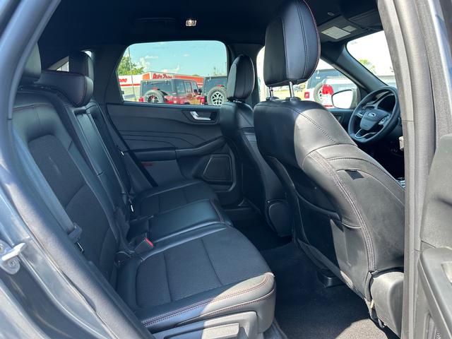 Ford Escape Vehicle Image 11