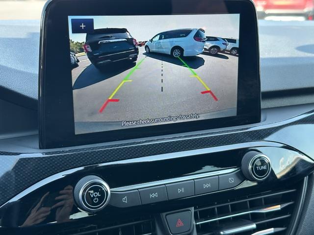 Ford Escape Vehicle Image 18